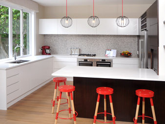 THUMB kitchen-neo-design-red-white-modern-ponsonby